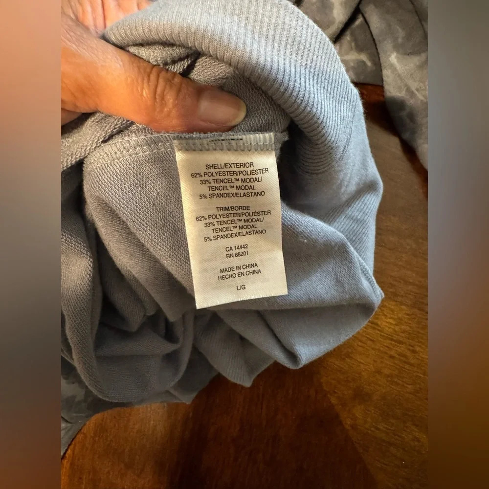 Mondetta Women's Printed Crewneck Active Sweatshirt Soft Gray Blue Size Large - Picture 10 of 11
